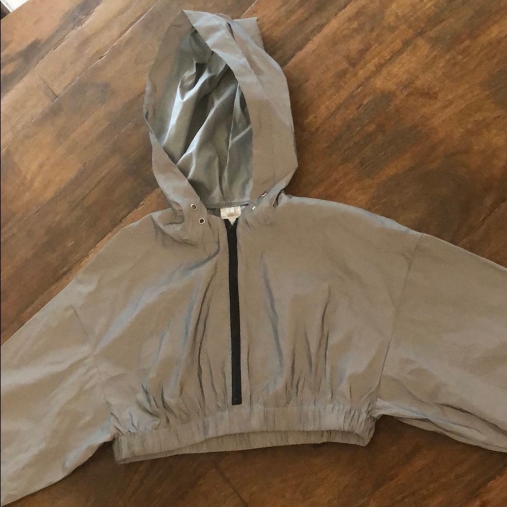 Long Sleeve Reflective Crop Top